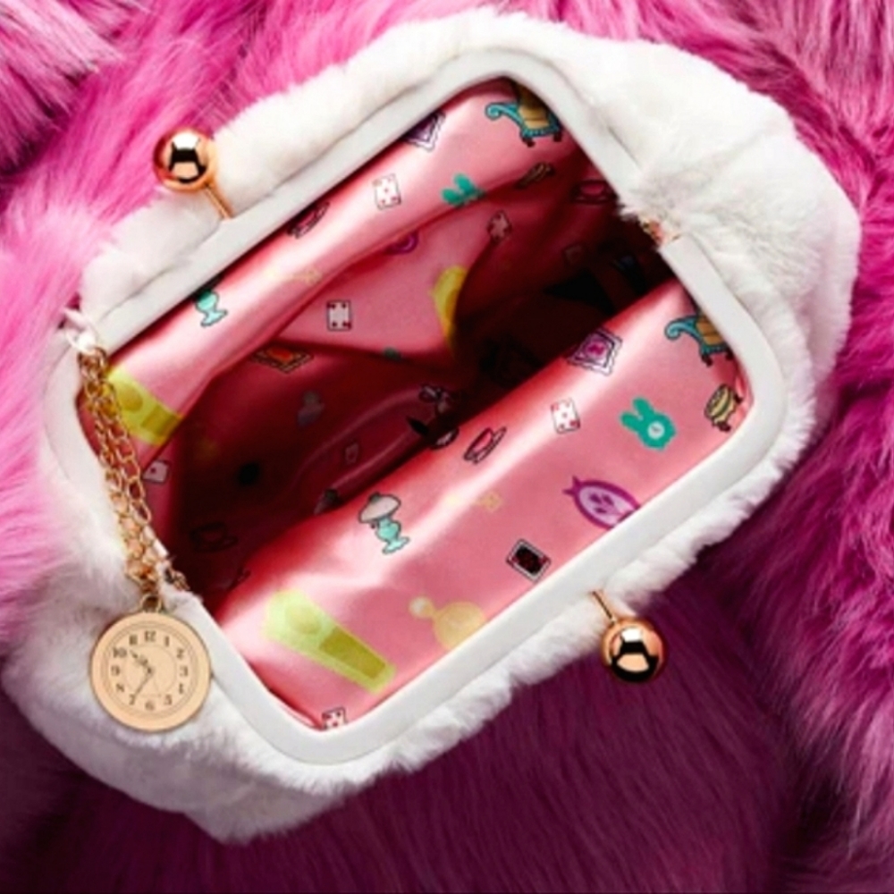 Alice In Wonderland White Rabbit Makeup Clutch - Picture 4 of 10